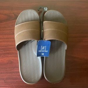 BRAND NEW George Slipper